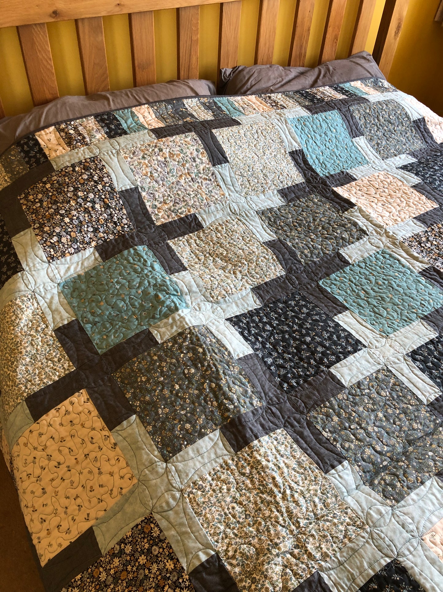 Bloom Lattice Handmade Quilt